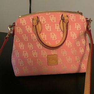 dooney and bourke bag